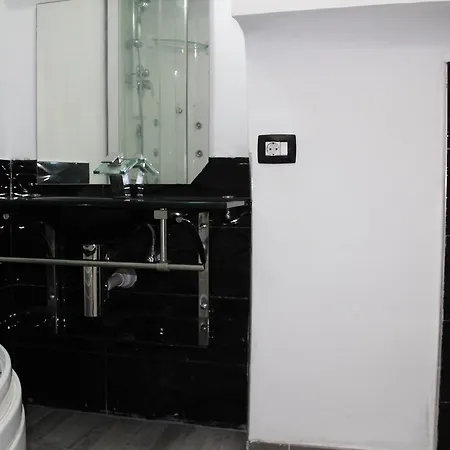 Atalaya Court 204 *