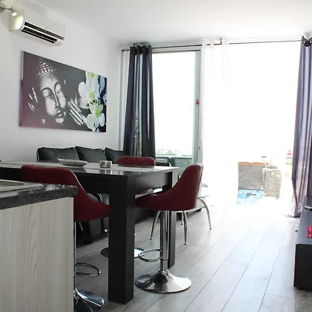 Atalaya Court 204